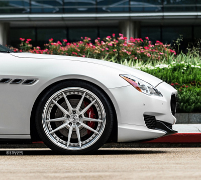 Фото дисков Strasse Wheels SV1 Deep Concave FS на Maserati Quattroporte VI