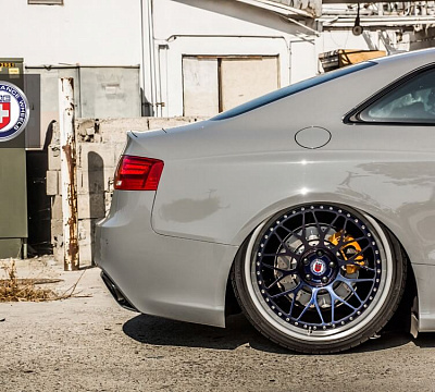 Фото дисков HRE 300 на Audi A/S/RS 5 (8T)