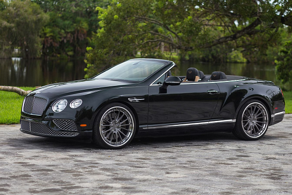 Фото дисков Anrky AN39 Глянцевый темный лак на Bentley Continental GT II