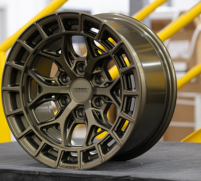 Vossen HFX-1 (6-Lug)