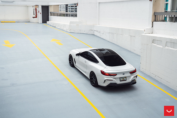 Фото дисков Vossen HF-5 Черный глянец на BMW 8/M8