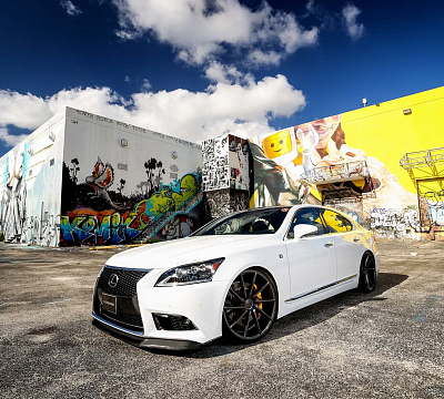 Фото дисков Vossen CVT на Lexus LS IV