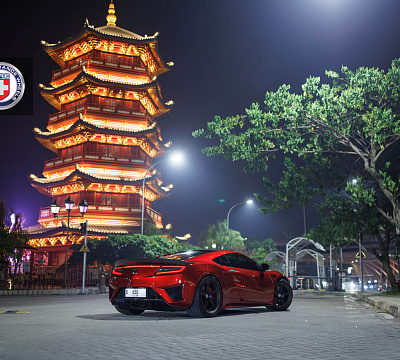 Фото дисков HRE 305 на Acura NSX II