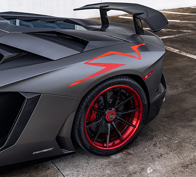 Фото дисков Strasse Wheels SV10-RS Performance на Lamborghini Aventador