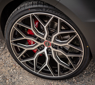 Фото дисков Vossen HF-2 на Land Rover Range Rover Sport II