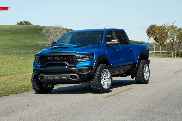Фото дисков Anrky AN36 Сатиновый лак на Ram 1500 V