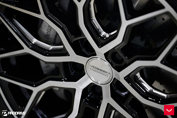 Фото дисков Vossen HF-2 Алмазная проточка на Mercedes-Benz C-Class (W206)
