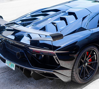 Фото дисков Strasse Wheels SV10 Deep Concave FS на Lamborghini Aventador