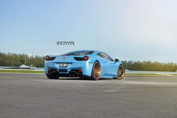 Фото дисков Strasse Wheels SV1 Deep Concave FS Сатиновая темная бронза на Ferrari 458