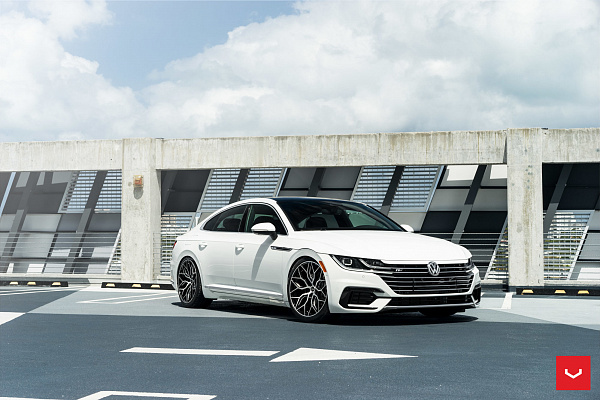 Фото дисков Vossen HF-2 Алмазная проточка на Volkswagen Arteon