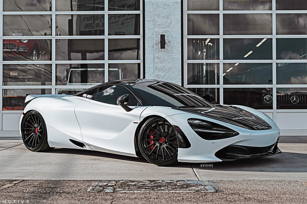 Фото дисков Strasse Wheels SV15T Deep Concave FS Другой цвет на McLaren 720S