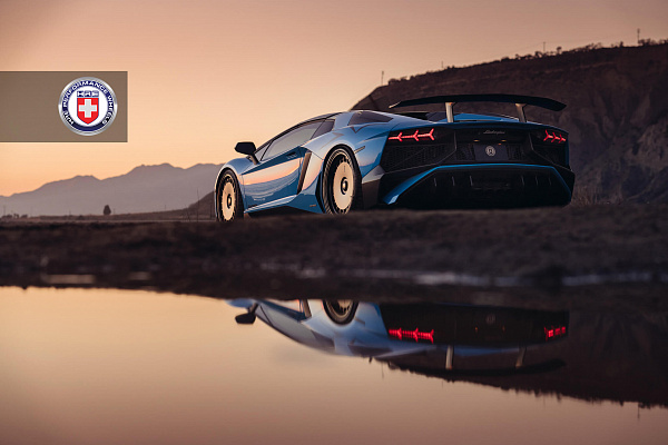 Lamborghini Aventador SV