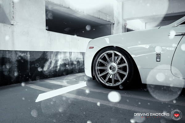 Фото дисков Vossen S17-12 Глянцевый тонированный лак на Rolls-Royce Wraith