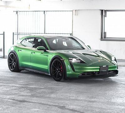 Фото дисков Rotiform BTL на Porsche Taycan I