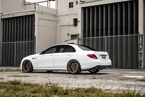 Фото дисков Anrky AN28 Сатиновая бронза на Mercedes-Benz E-Class (W213, S213, C238)