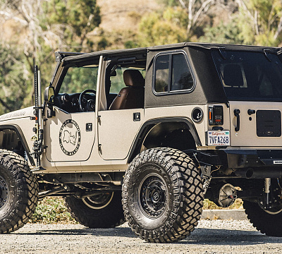 Фото дисков Black Rhino ARMORY на Jeep Wrangler III (JK)