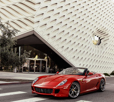 Фото дисков HRE S101 на Ferrari 599