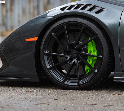 Фото дисков Anrky AN23 на Lamborghini Huracan