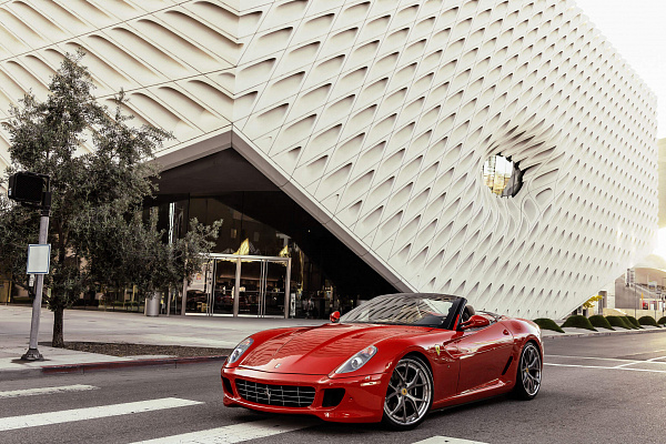 Фото дисков HRE S101 Глянцевый темный лак на Ferrari 599