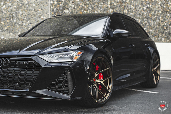 Audi RS6 C8