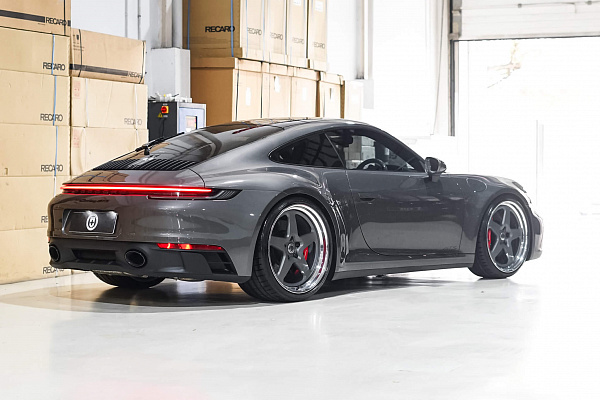 Porsche 992 Carrera GTS