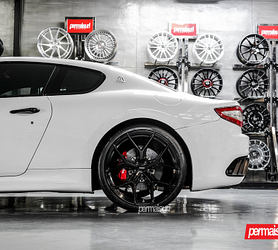 Фото дисков Vossen HF-5 на Maserati GranTurismo I