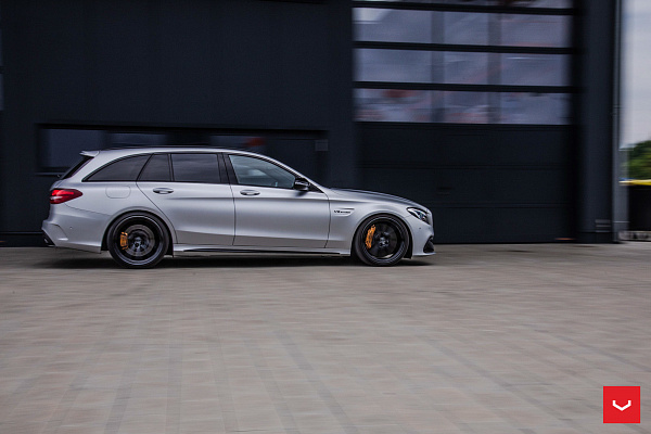 Фото дисков Vossen HF-3 Глянцевый темный лак на Mercedes-Benz C-Class (W205)
