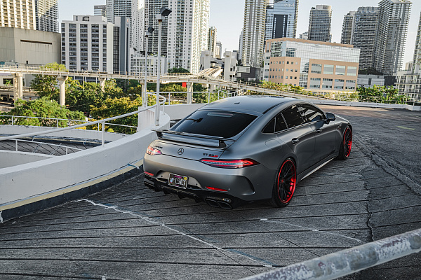 Фото дисков Strasse Wheels SV10M-RS Deep Concave FS Другой цвет на Mercedes-Benz AMG GT I