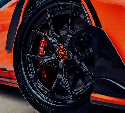 Фото дисков Strasse Wheels SM5R Deep Concave FS на Chevrolet Corvette C7