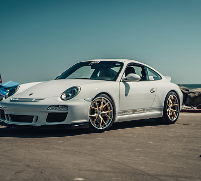 Фото дисков HRE S101 на Porsche 911 VI