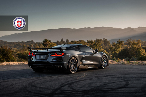 Фото дисков HRE S101SC Глянцевый темный лак на Chevrolet Corvette C8