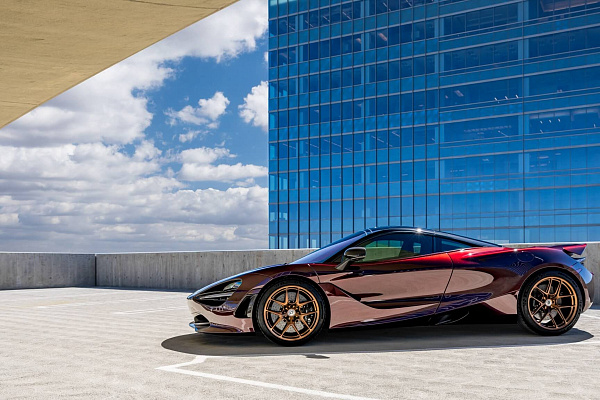 Фото дисков HRE R101 Lightweight Сатиновая бронза на McLaren 720S