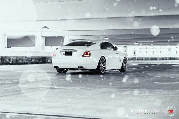 Фото дисков Vossen S17-12 Глянцевый тонированный лак на Rolls-Royce Wraith