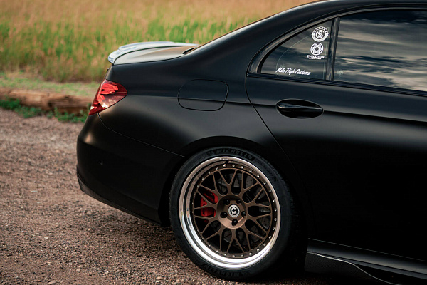 Mercedes-Benz E 63 S