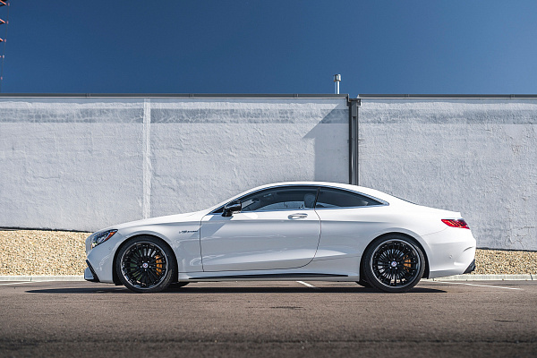 Фото дисков HRE S209 Черный сатин на Mercedes-Benz S-Class (W222, C217)
