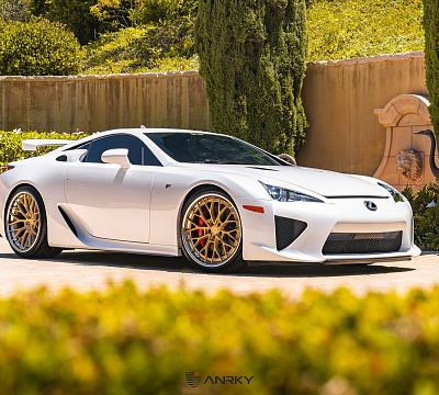 Фото дисков Anrky AN30 на Lexus LFA