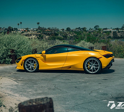 Фото дисков HRE P101 на McLaren 720S