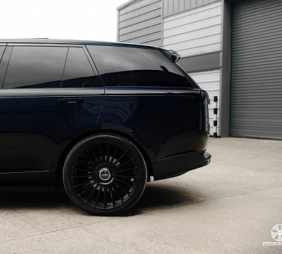 Фото дисков Vossen HF-8 на Land Rover Range Rover V