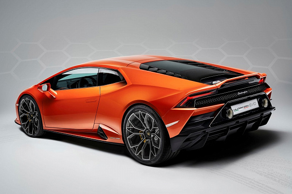 Фото дисков Kahn Type 53 Алмазная проточка на Lamborghini Huracan