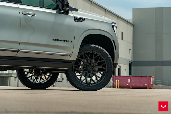Фото дисков Vossen HF6-3 Черный сатин на GMC Yukon V