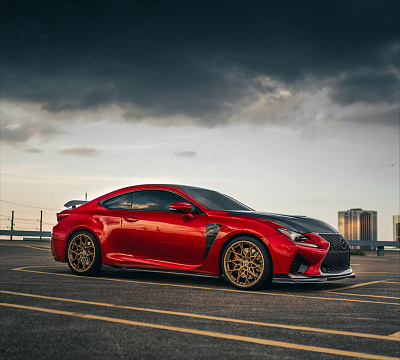 Фото дисков HRE FF10 на Lexus RC