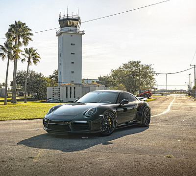 Фото дисков Strasse Wheels SV10M-RS Deep Concave FS на Porsche 911 VII