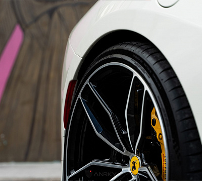 Фото дисков Anrky AN11 на Ferrari F8