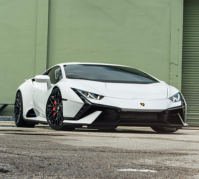 Фото дисков HRE P200 на Lamborghini Huracan