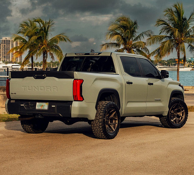 Фото дисков 4PLAY 4P83 на Toyota Tundra III