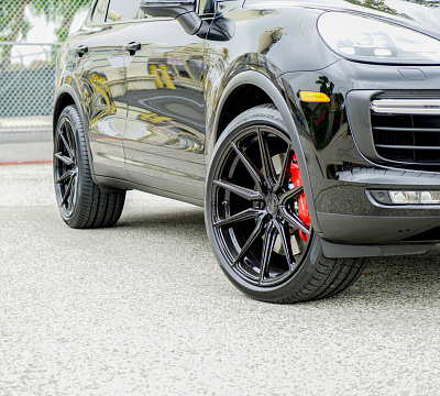 Фото дисков Vossen HF-3 на Porsche Cayenne II