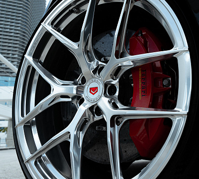 Фото дисков Vossen S21-01 на Ferrari GTC4Lusso