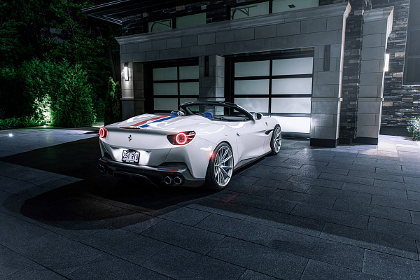 Фото дисков HRE P104SC Сатиновый лак на Ferrari Portofino