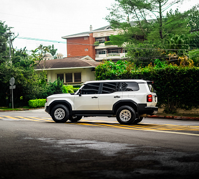 Фото дисков Vossen HFX-1 (6-Lug) на Toyota Land Cruiser Prado 250