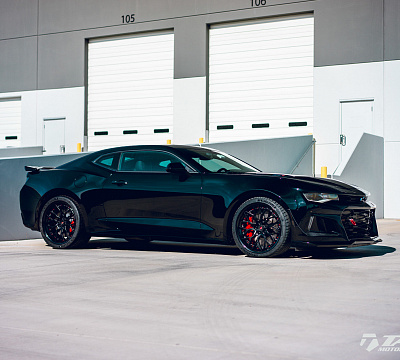Фото дисков Vossen S17-01 (3-Piece) на Chevrolet Camaro VI